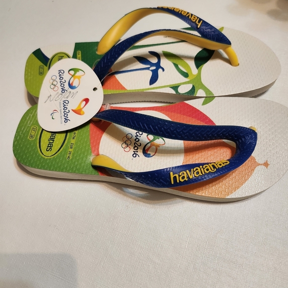 Havaianas  SUMMER OLYMPICS 2016 Blue and Yellow Sandals NWT - Picture 2 of 9